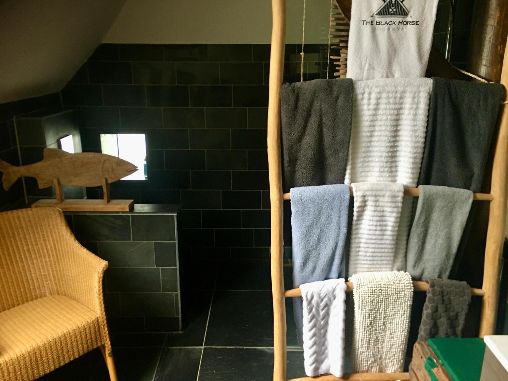 The Black Horse B&B & More Drachten Δωμάτιο φωτογραφία